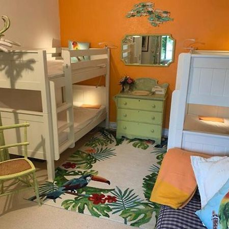 Saint-Vivien  Gite 2-4 Couchages Situe Dans Un Magnifique Jardin מראה חיצוני תמונה