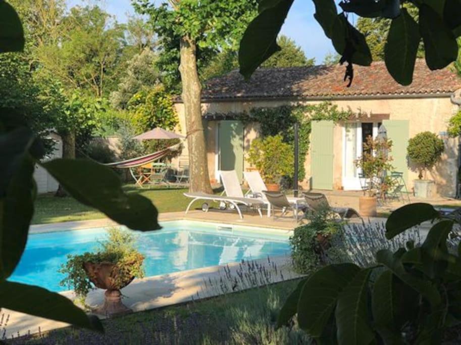 Saint-Vivien  Gite 2-4 Couchages Situe Dans Un Magnifique Jardin מראה חיצוני תמונה